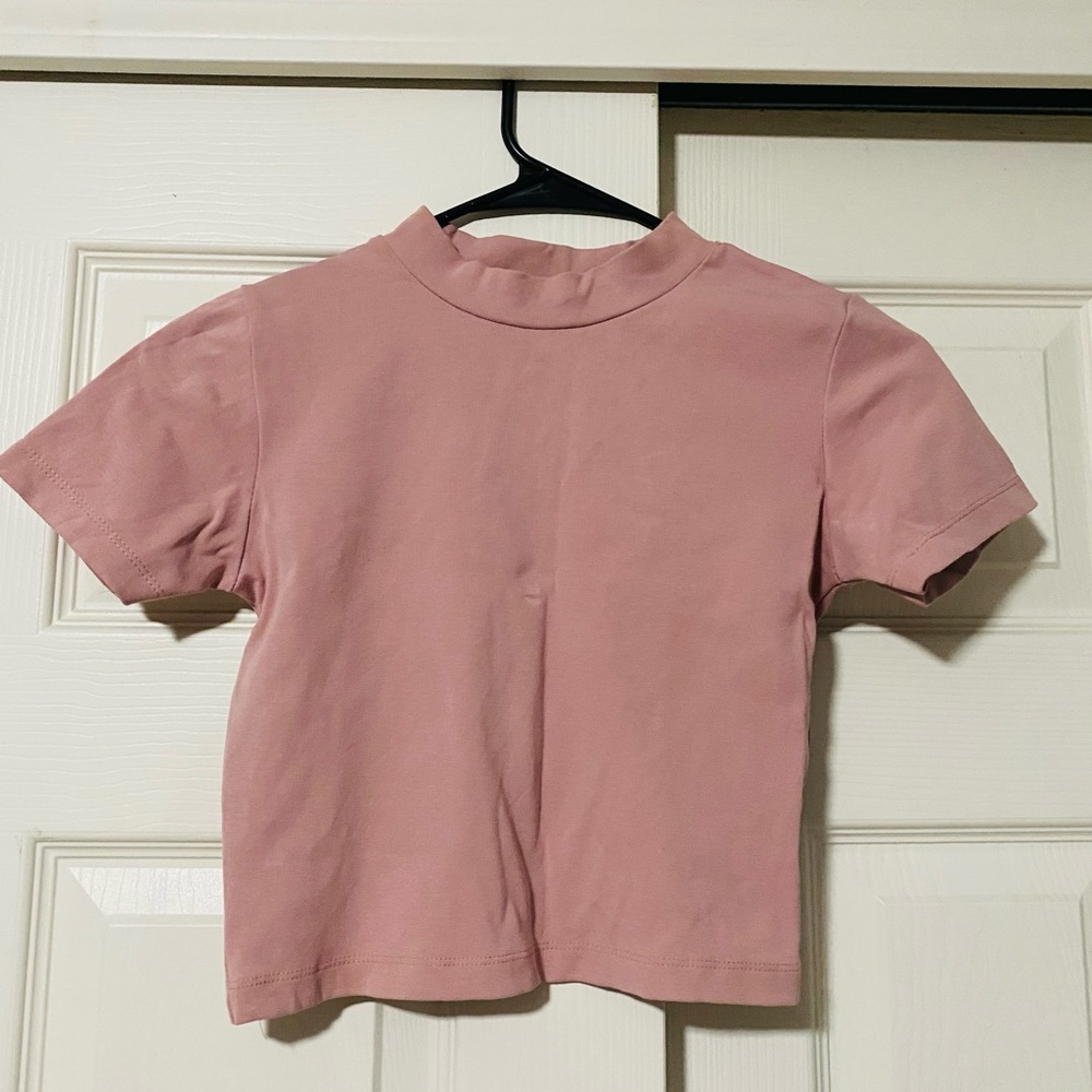 Pink T-shirt (small)
